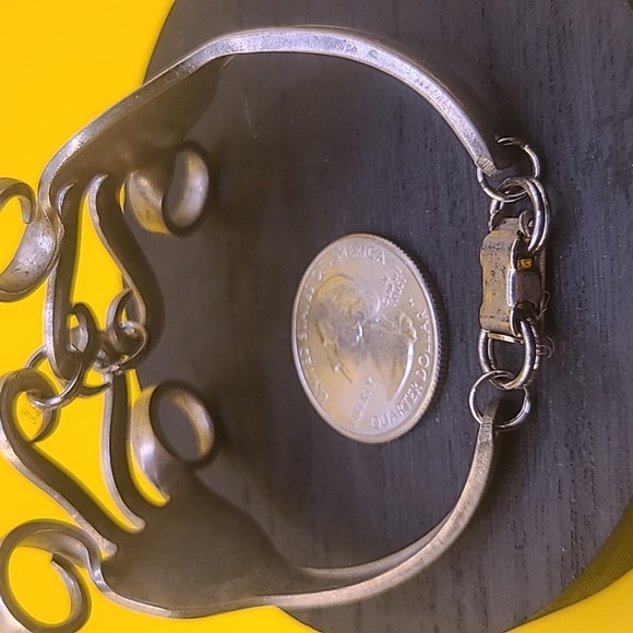 Hand made fork bracelet in silver color - Picture 8 of 12